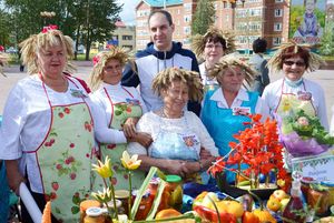 Ветераны Урайской городской больницы отмечены специальным дипломом на конкурсе-выставке «Дары осени – 2016»