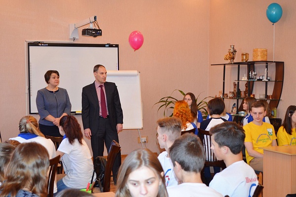 В Урае стартовала городская акция «Молодое поколение выбирает…»