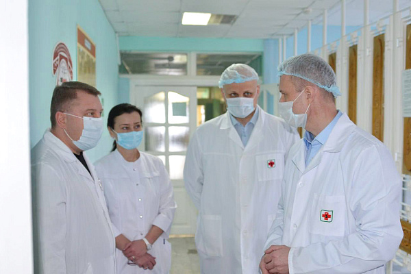 Директор Депздрава Югры посетил многопрофильную Урайскую больницу 