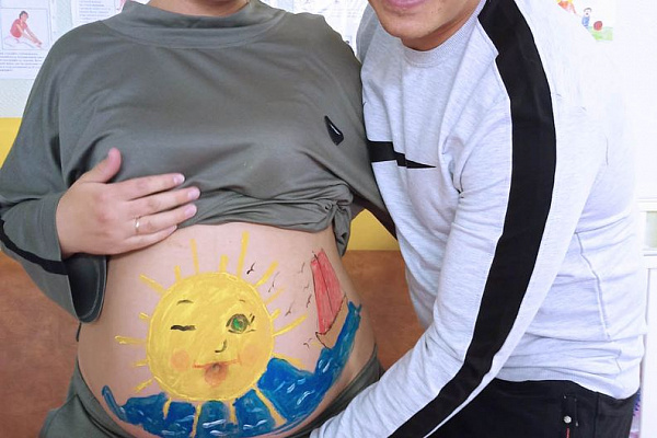 В ожидании чуда. В Урайской больнице провели арт-терапию для пар  