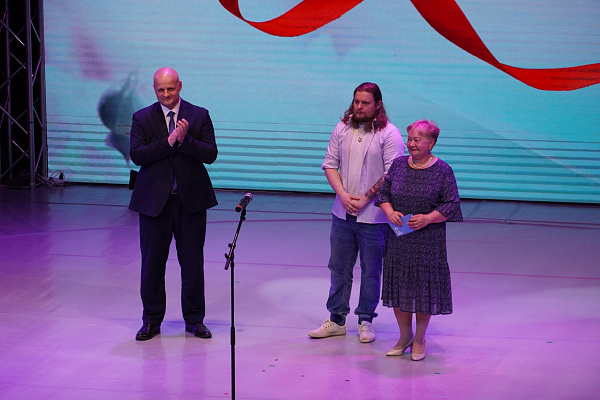 Благодарность и уважение: День медицинского работника прошел в Урайской больнице