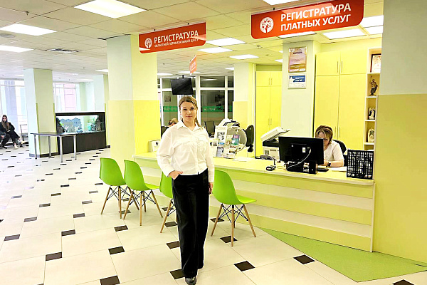 Светлана Калинина, акушерка Урайской больницы, приняла участие в межрегиональном образовательном форуме 