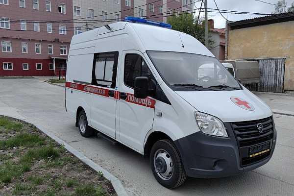 В Урайской больнице новый автомобиль СМП
