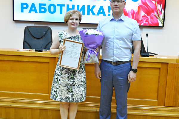 Урайская больница чествует лучших