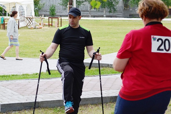 В Урае 12 июня на площади Первооткрывателей прошел фестиваль здорового образа жизни, посвященный празднованию Дня России 