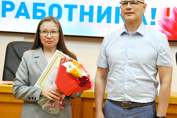 Урайская больница чествует лучших