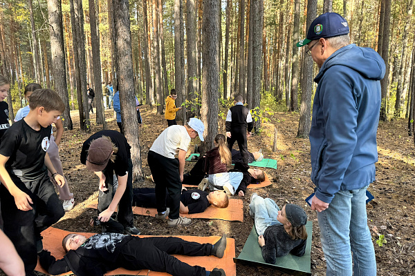 Специалисты скорой медицинской помощи провели в Урае уроки первой помощи