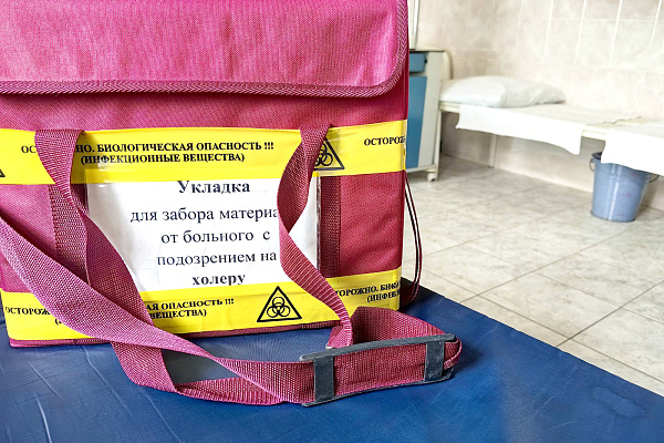 «Привет из Индии». В Урайской больнице прошли тактико-специальные учения по выявлению особо опасной инфекции